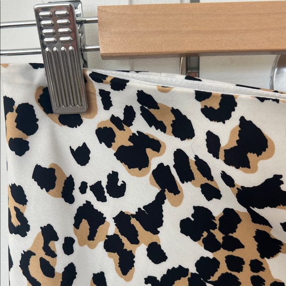 Babaton Print Midi Skirt - Picture 3 of 7